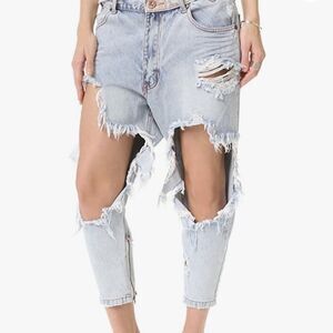 One Teaspoon Distressed Capri Jeans Pants(Size 26)